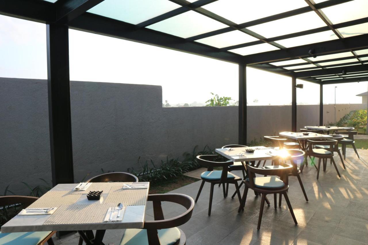 Hotel Santika Garut Exterior foto